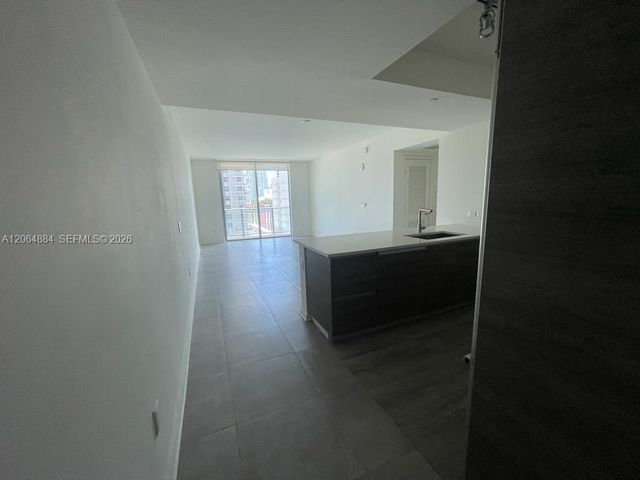 1100 S Miami Avenue 1104, Miami, FL 33130