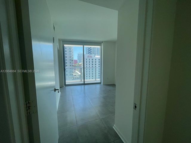 1100 S Miami Avenue 1104, Miami, FL 33130