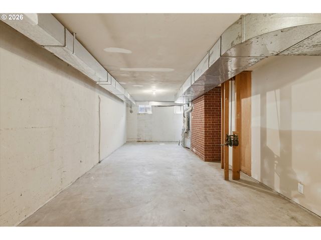 858 N 20TH Way, Cornelius, OR 97113