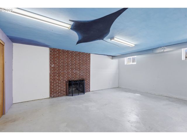 858 N 20TH Way, Cornelius, OR 97113