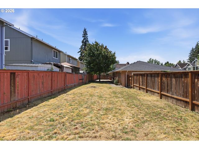 858 N 20TH Way, Cornelius, OR 97113