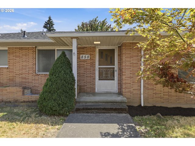 858 N 20TH Way, Cornelius, OR 97113