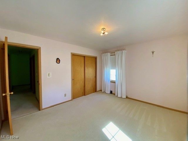 1325 Moncrest Drive NW, Warren, OH 44485