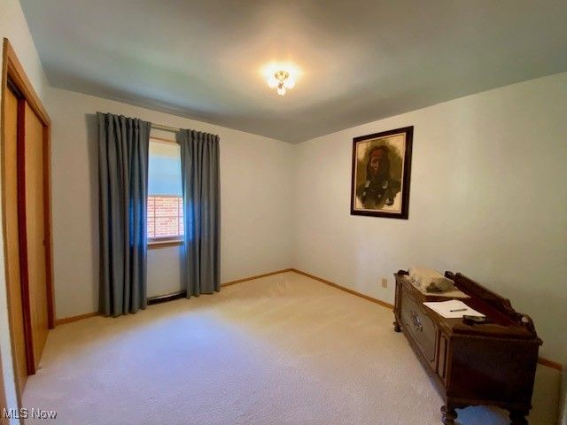 1325 Moncrest Drive NW, Warren, OH 44485