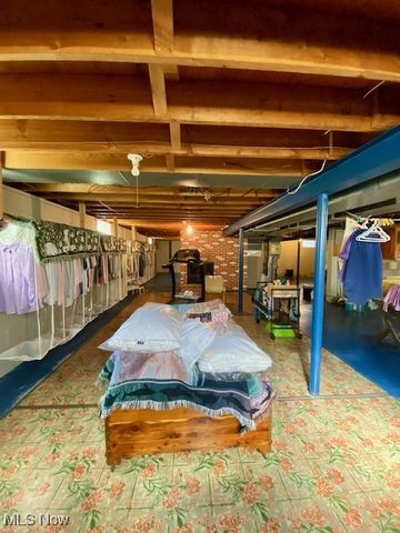 1325 Moncrest Drive NW, Warren, OH 44485