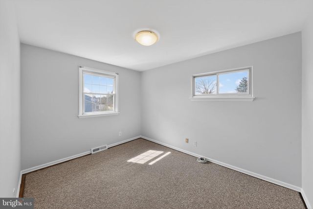214 BLUEFIELD RD, Newark, DE 19713