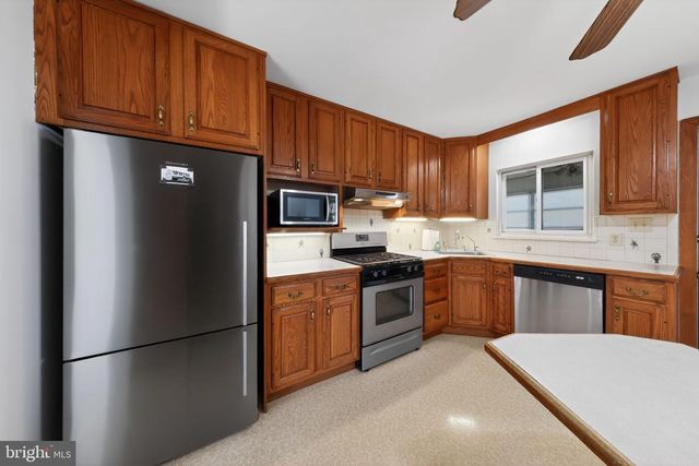 214 BLUEFIELD RD, Newark, DE 19713