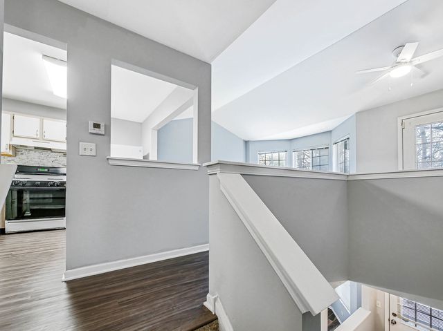 249 W Whispering Oaks Lane, Round Lake, IL 60073