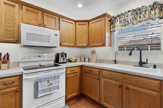 915 HARETISON AVENUE, The Villages, FL 32162