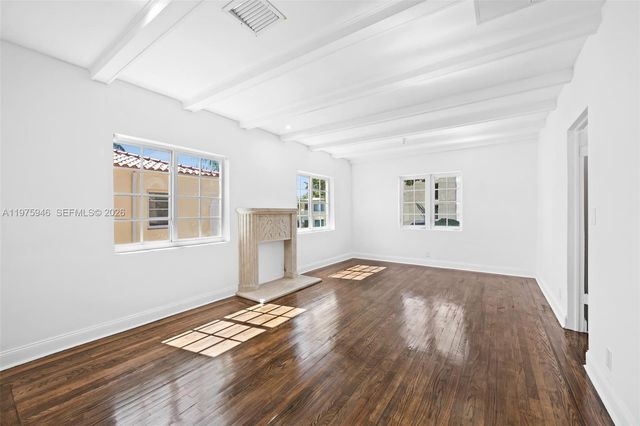 1545 Meridian Ave, Miami Beach, FL 33139