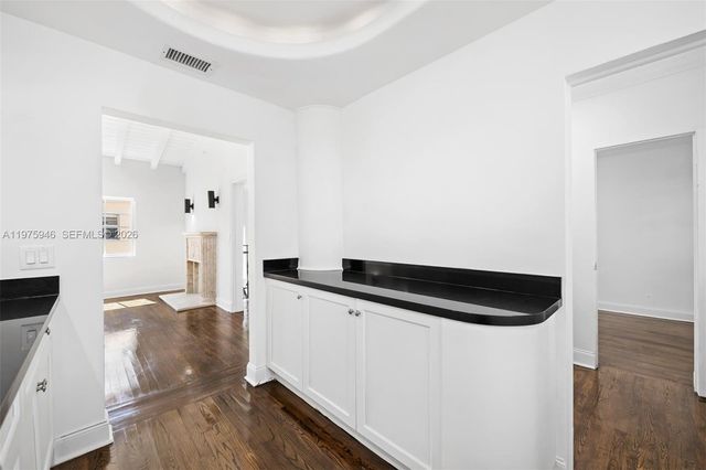 1545 Meridian Ave, Miami Beach, FL 33139