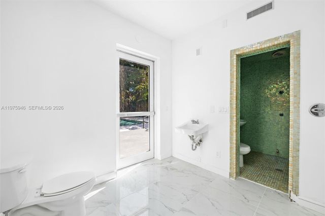 1545 Meridian Ave, Miami Beach, FL 33139