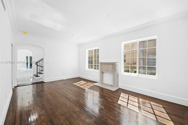 1545 Meridian Ave, Miami Beach, FL 33139