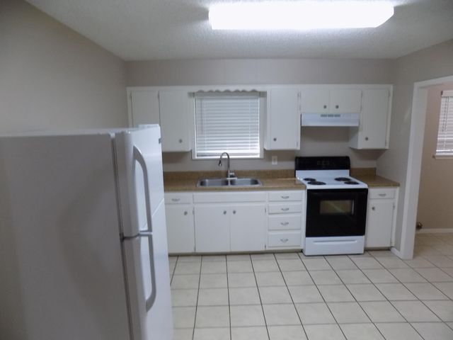 706 E Highland Boulevard, San Angelo, TX 76903