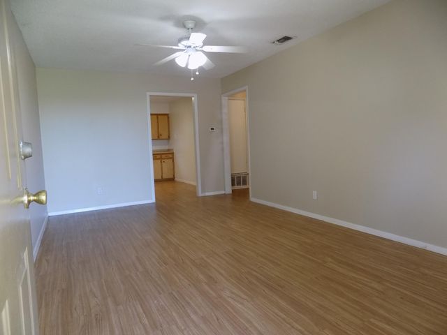 706 E Highland Boulevard, San Angelo, TX 76903