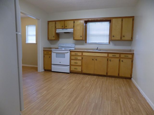 706 E Highland Boulevard, San Angelo, TX 76903
