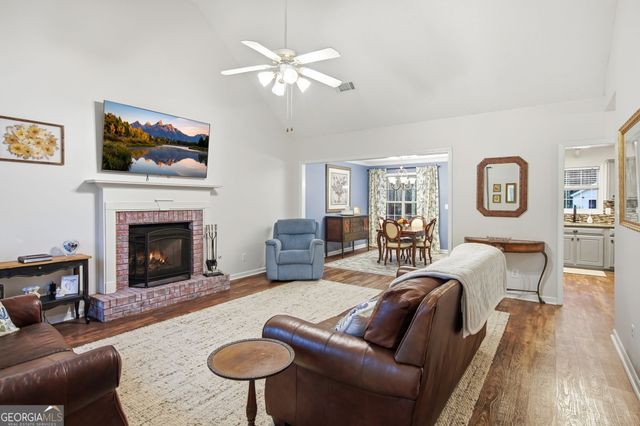 5 Riverside Drive, Sharpsburg, GA 30277