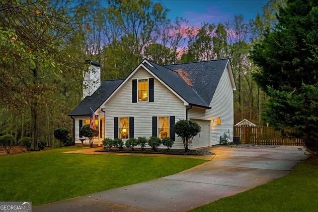 5 Riverside Drive, Sharpsburg, GA 30277