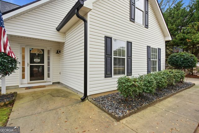 5 Riverside Drive, Sharpsburg, GA 30277