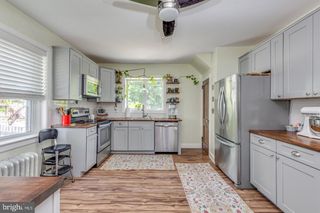 1108 BEDFORD AVE, Cherry Hill, NJ 08002