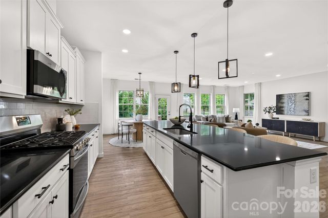 1907 Harvest Time Lane, Waxhaw, NC 28173