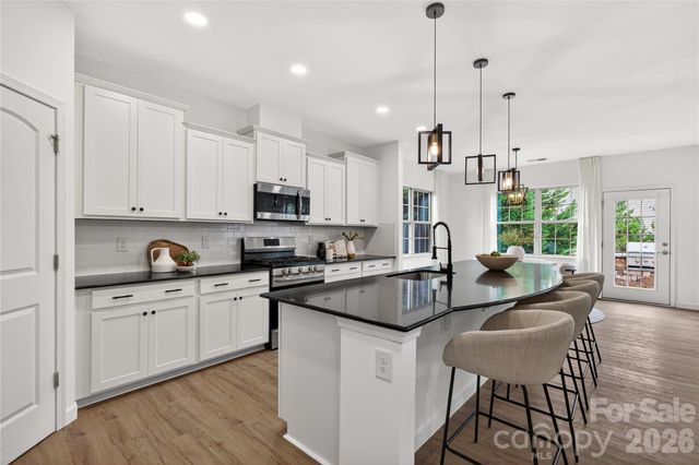 1907 Harvest Time Lane, Waxhaw, NC 28173