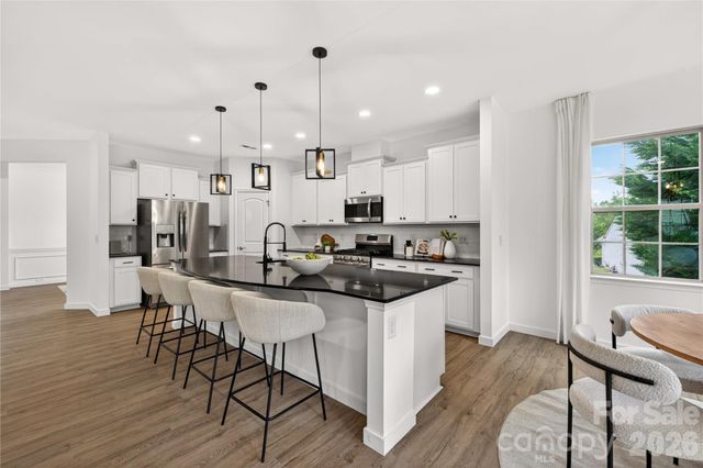 1907 Harvest Time Lane, Waxhaw, NC 28173