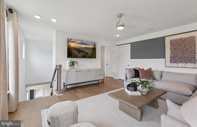 5920 SUNSTONE LN, Haymarket, VA 20169