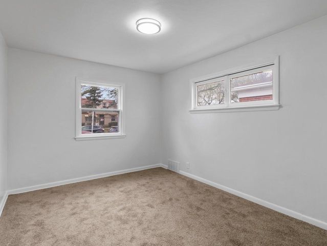 4820 N 65th STREET, Milwaukee, WI 53218