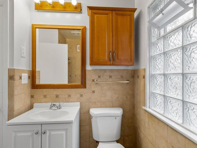 4820 N 65th STREET, Milwaukee, WI 53218