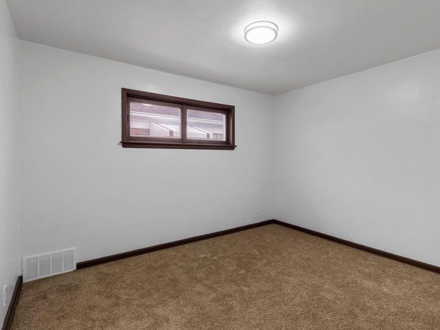 4820 N 65th STREET, Milwaukee, WI 53218