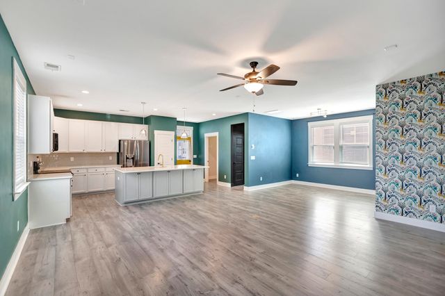 3988 Hillyard Street Street, North Charleston, SC 29405