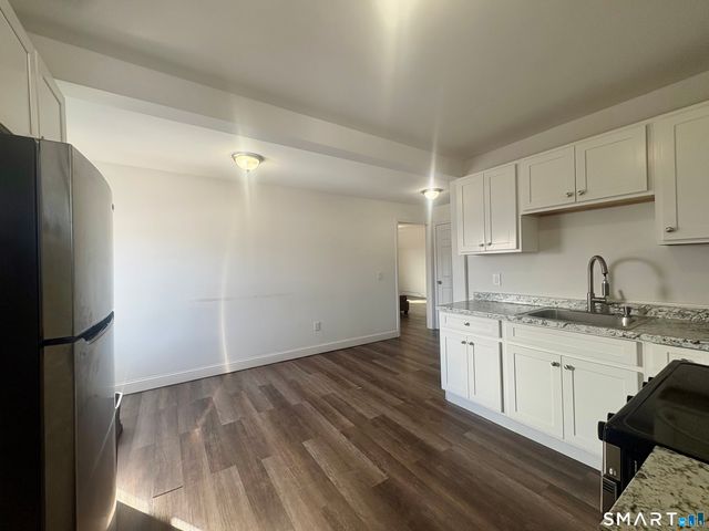 22 Brewster Street 3 Floor, Waterbury, CT 06704