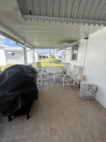 2013 Vastine Drive, Boynton Beach, FL 33426