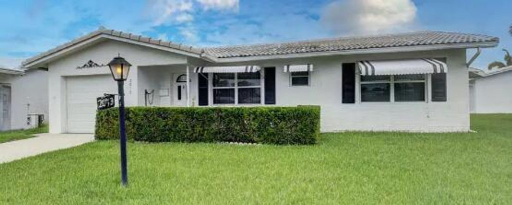 2013 Vastine Drive, Boynton Beach, FL 33426