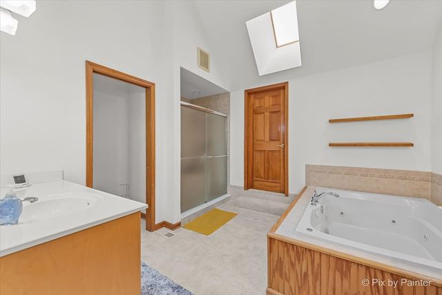 778 Black Walnut Court, Sugar Grove, IL 60554