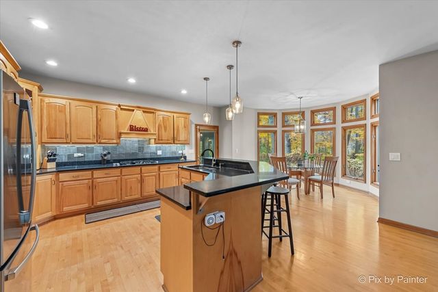 778 Black Walnut Court, Sugar Grove, IL 60554