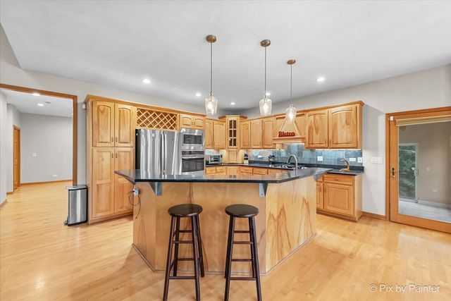 778 Black Walnut Court, Sugar Grove, IL 60554