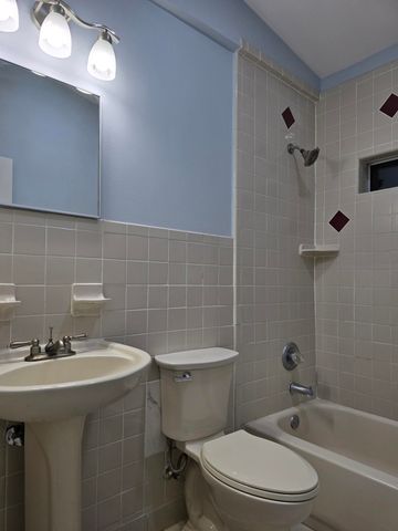 668 M L King Boulevard, Midway, FL 32343