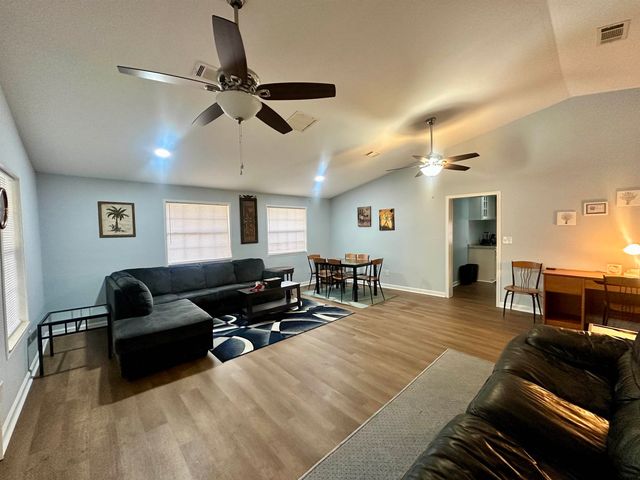 668 M L King Boulevard, Midway, FL 32343