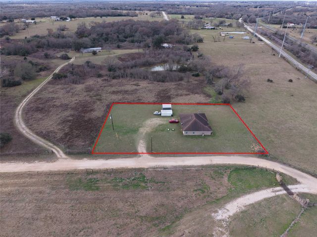 2464 Barker Prairie Road, Navasota, TX 77868