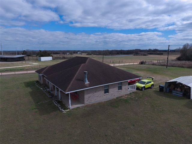 2464 Barker Prairie Road, Navasota, TX 77868
