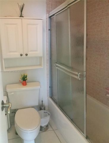 3675 N Country Club Dr 2005, Aventura, FL 33180