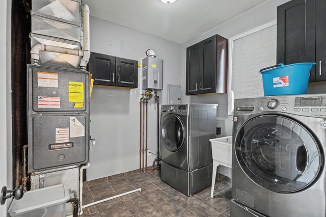 3944 Ziegler Street, Dearborn Heights City, MI 48125
