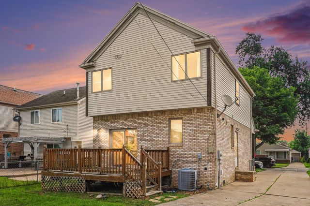 3944 Ziegler Street, Dearborn Heights City, MI 48125