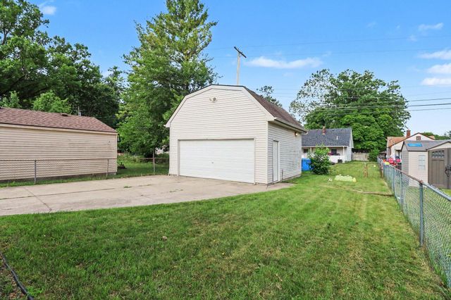 3944 Ziegler Street, Dearborn Heights City, MI 48125