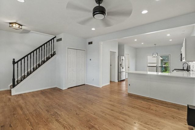 3944 Ziegler Street, Dearborn Heights City, MI 48125