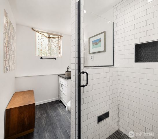 4977 19th Avenue S, Seattle, WA 98108