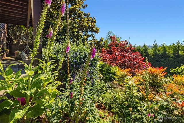 4977 19th Avenue S, Seattle, WA 98108