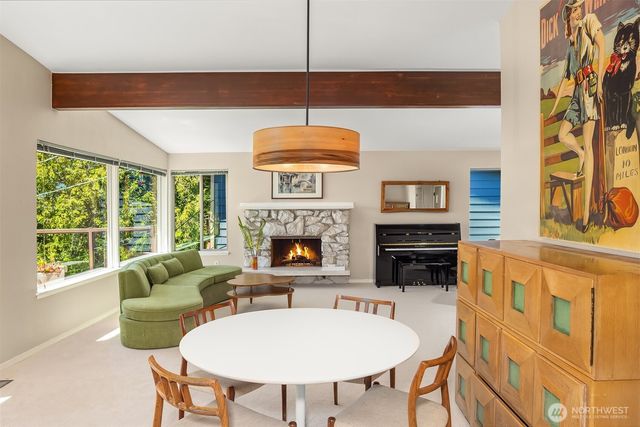 4977 19th Avenue S, Seattle, WA 98108